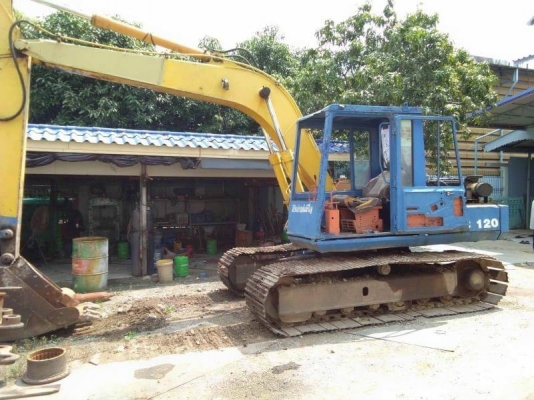 ขาย 285,000 KOMATSU pc 120-3 เครื่องดี ปั๊มดี ช่วงล่างดี เอวแน่น รถสภาพพร้อมใช้งาน เอกสารซื้อขาย รถอยู่ กทม.