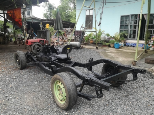 รถอีแต๋นพร้อมใช้งาน รถอีแต๋นพร้อมใช้งาน