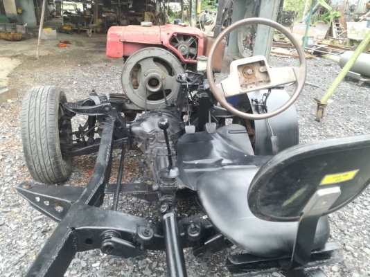 รถอีแต๋นพร้อมใช้งาน รถอีแต๋นพร้อมใช้งาน