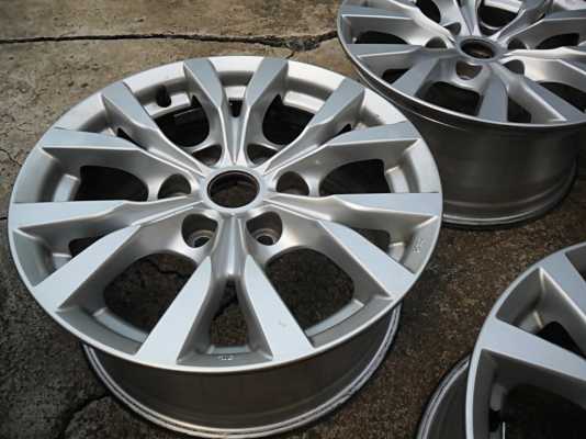 แม็กกระบะ-รถตู้ ขอบ17 เอนไกแท้ 6รู139 สภาพใหม่