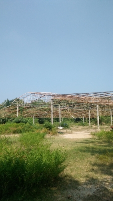 ขายโครงหลังคาโรงงาน พื้นที่กว้าง 30 ยาว 40 เมตร  สนใจโทรเลย  0930983253