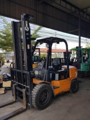 ขายฟอร์คลิฟท์ 3 ตัน ดีเซล เสา 4 เมตร