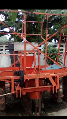 ขายเครื่องปลูกอ้อยค่ายKk