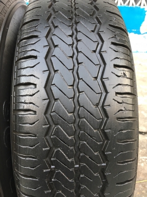 ล้อแม็ก ฮุนได H1 ขอบ 16 พร้อมยาง 215-70-16 Hankook ปลายปี 12 แม็กเดิม สภาพดี