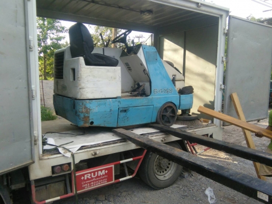 tractor-backhoe จัดส่ง รถดูดฝุ่น ทำความสะอาด ให้ลูกค้าจากเชียงใหม่ครับ ขอบคุณที่ไว้วางใจเรานะครับ