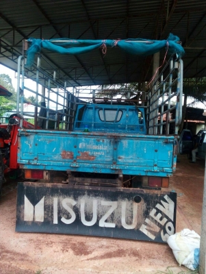 ISUZU 100 ISUZU 100