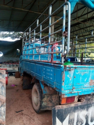ISUZU 100 ISUZU 100