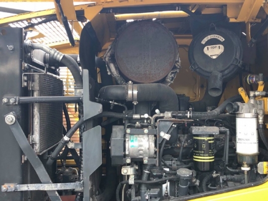 ขายรถตักล้อยาง KOMATSU WA200-6 รถนอกนำเข้าเองจากญี่ปุ่น สภาพสวยพร้อมใช้ มีVDOการทำงานครับ