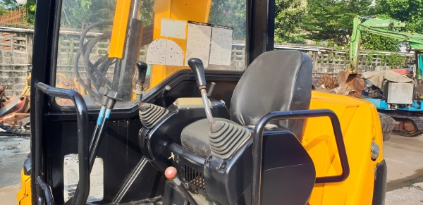 ขาย รถขุด KOMATSU รุ่น PC50UU-2- มือสองญี่ปุ่น แทรกเหล็ก สลัก บูทเอวแน่น 100\% ปั้มนิ้ว คอนโทรลสั้น ทำงานไว คันนี้ พร้อมหัวเก๋ง สวยพร้อมใช้งาน มือถือ 0818753444 ขาย รถขุด KOMATSU รุ่น PC50UU-2- มือสองญี่ปุ่น แทรกเหล็ก สลัก บูทเอวแน่น 100\% ปั้มนิ้ว คอนโทรลสั้น ทำงานไว คันนี้ พร้อมหัวเก๋ง สวยพร้อมใช้งาน มือถือ 0818753444