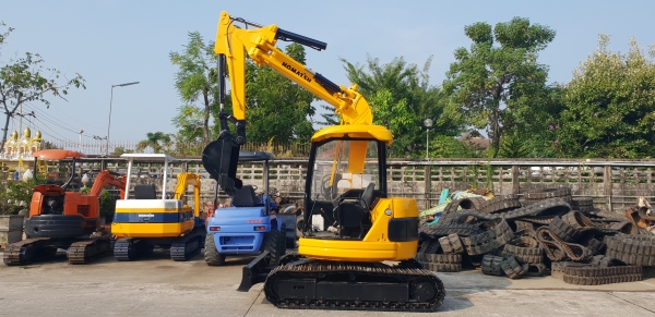 ขาย รถขุด KOMATSU รุ่น PC50UU-2- มือสองญี่ปุ่น แทรกเหล็ก สลัก บูทเอวแน่น 100\% ปั้มนิ้ว คอนโทรลสั้น ทำงานไว คันนี้ พร้อมหัวเก๋ง สวยพร้อมใช้งาน มือถือ 0818753444 ขาย รถขุด KOMATSU รุ่น PC50UU-2- มือสองญี่ปุ่น แทรกเหล็ก สลัก บูทเอวแน่น 100\% ปั้มนิ้ว คอนโทรลสั้น ทำงานไว คันนี้ พร้อมหัวเก๋ง สวยพร้อมใช้งาน มือถือ 0818753444