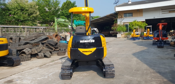 ขาย รถขุด KOMATSU รุ่น PC35MR-1-มือสองญี่ปุ่น แทรกเหล็ก สลัก บูทเอวแน่น 100\% ปั้มนิ้ว คอนโทรลสั้น ทำงานไว  สวยพร้อมใช้งาน มือถือ 0818753444  สอบถามเพิ่มเติมได้ที่ http://line.me/ti/p/mFkzr50JV