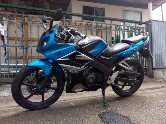 Honda cbr 150