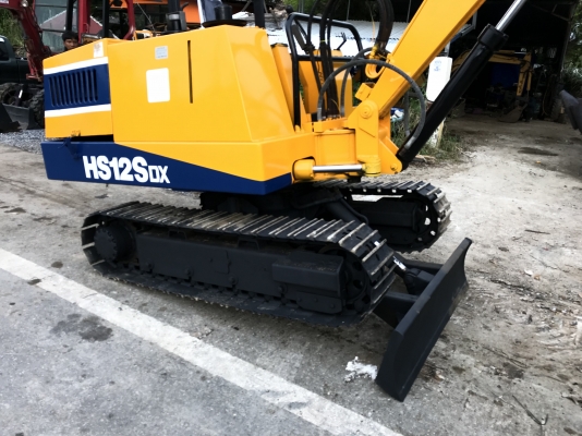 Airman hs12sdxสภาพดีเก่าญี่ปุ่น มีใบอินวอยไม่เคยใช้ในไทย  เครื่องมิตซูบิชิสี่สูบเครื่องดี  ทำงานเร็วเดินเร็วช่วงล่างดี  ทำสีใหม่เรียบร้อย  สภาพดีพร้อมใช้งานครับ  ราคาไม่แพงต่อรองได้ครับ