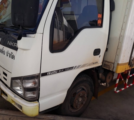 หกล้อ อิซูชุ NKR130โบว์ ยูโร2 ปี52 ตู้แห้ง ยาว4.30ม.แอร์ พ.เวิร์ รถห้าง สภาพดีสวยบางเดิมพร้อมใช้งาน ทะเบียนพร้อมโอน หกล้อ อิซูชุ NKR130โบว์ ยูโร2 ปี52 ตู้แห้ง ยาว4.30ม.แอร์ พ.เวิร์ รถห้าง สภาพดีสวยบางเดิมพร้อมใช้งาน ทะเบียนพร้อมโอน