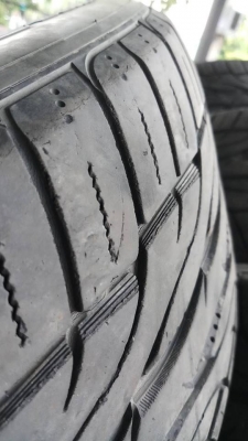 ขายยางนอกยี่ห้อ Toyo Proxes st 2 เบอร์ยาง 265/50/20 ปี 15 ขายยางนอกยี่ห้อ Toyo Proxes st 2 เบอร์ยาง 265/50/20 ปี 15