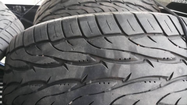 ขายยางนอกยี่ห้อ Toyo Proxes st 2 เบอร์ยาง 265/50/20 ปี 15