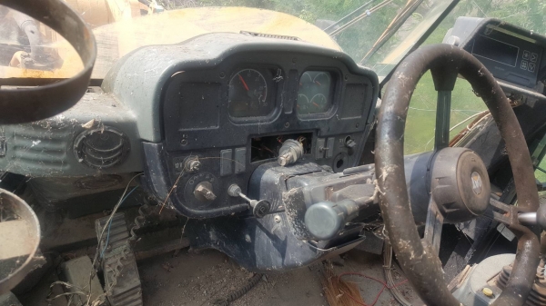 ขายรถตักCAT966G สภาพสวยพร้อมใช้ ติดต่อคุณอ๊อฟ พิจิตร 086-737-9991 ขายรถตักCAT966G สภาพสวยพร้อมใช้ ติดต่อคุณอ๊อฟ พิจิตร 086-737-9991