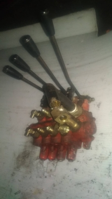 คอนโทรน4ก้าน