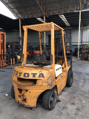 ขายครับฟอร์คลิฟท์Toyota3fg20