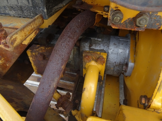 รถขุด Komatsu PC20-3 รถขุด Komatsu PC20-3