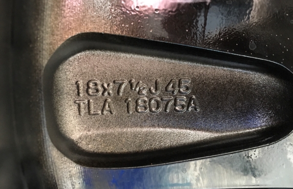 ล้อแม็กป้ายแดง Honda CR-V G5 ตัวท๊อป ขอบ 18 พร้อมยางป้ายแดง 235-60-18 TOYO ปี 18 สวยกริ๊บๆ