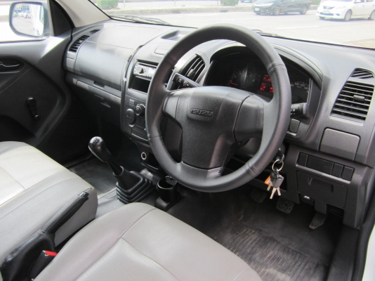 อีซูซุ ตู้แห้ง ปี2014 อีซูซุ ตู้แห้ง ปี2014