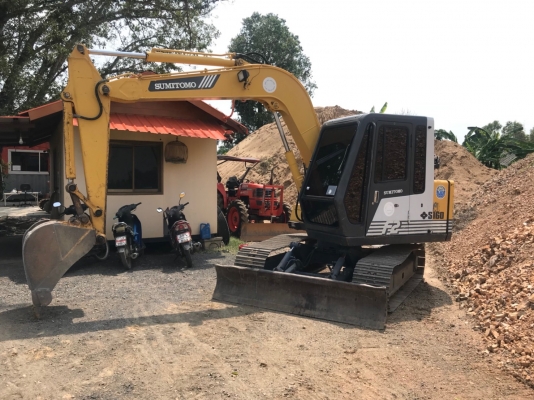 ขายด่วน!! Sumitomo S160 รถนำเข้าค่ะ สภาพสวยมากค่ะ