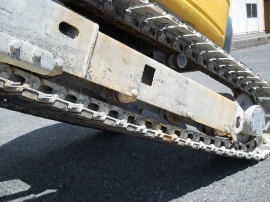 เปิดจองราคาพิเศษ KOMATSU PC 30MR-2 นำเข้าจากญี่ปุ่นโดยตรง ชั่วโมงทำงานน้อยมาก 800ชั่วโมงเท่านั้น พร้อมลายแย๊ก โทร.090-986-2521 อ๊อบ