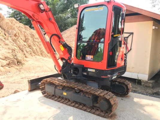 ขายด่วน!! Kubota 1,700 ชม. สภาพเหมือนใหม่