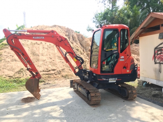 ขายด่วน!! Kubota 1,700 ชม. สภาพเหมือนใหม่