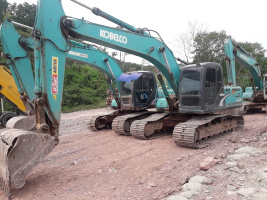ขายรถแบคโฮ KOBELCO SK200-6มี4คัน