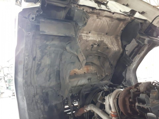 หัวลากIsuzu Deca GXZ 320ปี50 max Loadรถเดิม100\%หัวบางสีเดิมเครื่งเกียรช่วงล่าง90\% หัวลากIsuzu Deca GXZ 320ปี50 max Loadรถเดิม100\%หัวบางสีเดิมเครื่งเกียรช่วงล่าง90\%