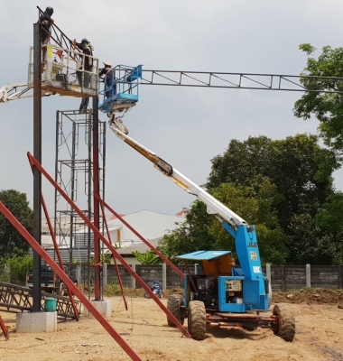 ขายด่วนรถกะเช้าJLG4×4HLขับเคลื่อน4ล้อเลี้อยวได้ทั้งหน้าหลังหมุนได้รอบตัวกะเช้าก็หมุนได้ยก2ระดับยกสุง14เมตรเครื่องดีเซลด้อยแรงดีประหยัดน้ำมันเป็นรถนอกนำเข้ามาใหม่ยังไม่เคยใช้งานในไทยเลย ขายด่วนรถกะเช้าJLG4×4HLขับเคลื่อน4ล้อเลี้อยวได้ทั้งหน้าหลังหมุนได้รอบตัวกะเช้าก็หมุนได้ยก2ระดับยกสุง14เมตรเครื่องดีเซลด้อยแรงดีประหยัดน้ำมันเป็นรถนอกนำเข้ามาใหม่ยังไม่เคยใช้งานในไทยเลย