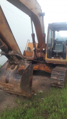 รถแบคโฮ KOBELCO. ( มัค ไฟล์ ) ( ขาย คู่ ) รถแบคโฮ KOMATSU PC - 100. ( ตาม สภาพ. ) สนใจติดต่อ 081 - 6