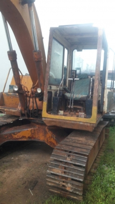 รถแบคโฮ KOBELCO. ( มัค ไฟล์ ) ( ขาย คู่ ) รถแบคโฮ KOMATSU PC - 100. ( ตาม สภาพ. ) สนใจติดต่อ 081 - 6