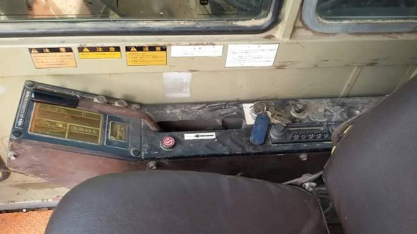 ขายด่วน โคมัสสุ PC120-3 เครื่องเดิม ปั้มเปลี่ยนเป็นของPC120-5(รุ่น5)ระบบเต็ม แอรหนาว ช่วงล่างดี เอวแน่น สภาพใช้งานได้เลย เอกสารอินวอย ขายด่วน โคมัสสุ PC120-3 เครื่องเดิม ปั้มเปลี่ยนเป็นของPC120-5(รุ่น5)ระบบเต็ม แอรหนาว ช่วงล่างดี เอวแน่น สภาพใช้งานได้เลย เอกสารอินวอย