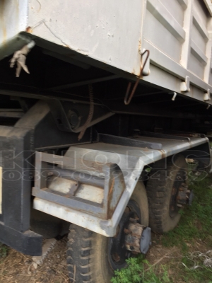 ขายด่วน หางเซมิ 8เมตร อู่ชลบุรี ไม่เคยล้ม เดิมเป็นดั้มเสาอากาศ แปลงเป็นกะบอก ทำเสร็จแล้ว ขาดกะบอกอย่างเดียว ทะเบียน ม70 ขาย 220000 บาท