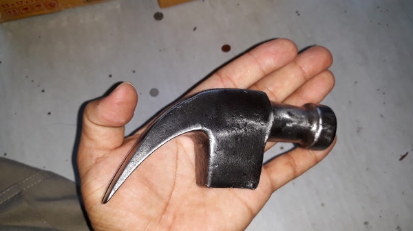 ขายหัวค้อนหงอน PLUMB MADE IN USA.ขนาดใหญ่มือสอง