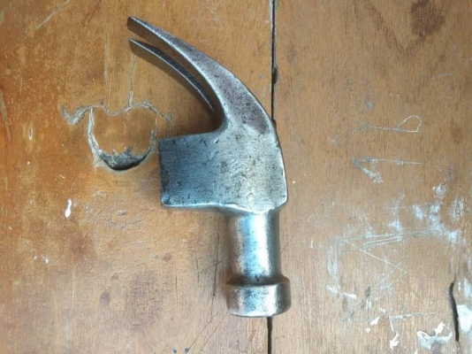 ขายหัวค้อนหงอน PLUMB MADE IN USA.ขนาดใหญ่มือสอง ขายหัวค้อนหงอน PLUMB MADE IN USA.ขนาดใหญ่มือสอง
