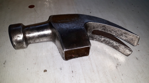ขายหัวค้อนหงอน PLUMB MADE IN USA.ขนาดใหญ่มือสอง