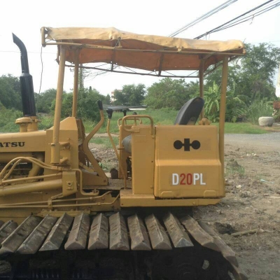ขายแทรคเตอร์ KOMATSU.D20PL-5 ใบแทรคกว้าง 70 ราคา 180,000