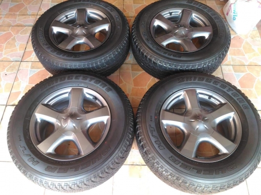 ล้อแม็ก Isuzu D-Max X-Series ขอบ 17(6/139) พร้อมยาง Bridgestone Dueler 840  255 65 17 ผลิตปี 12 ยางมีดอก วิ่งได้ ล้อสวยๆ  ขายถูก ยกชุด 4900.-NET *** ราคายกกลับนะคะ งดต่อ งดเทิร์น งดส่ง ตจว.ค่ะ ***