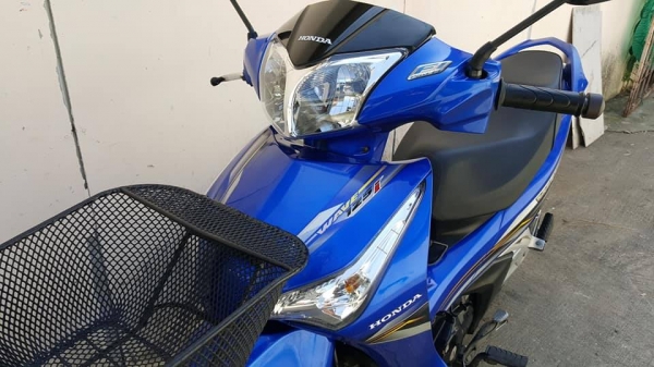 ขออนุญาตขาย HONDA WAVE 125-i NEW ตัว TOP สตาร์ทมือ ล้อแม็ก วิ่งน้อย 1X,XXX KM รถสวยพร้อมใช้งาน ฟรีค่