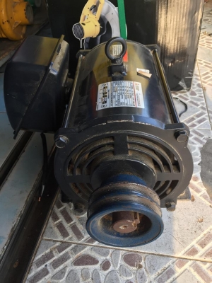 ขายมอเตอร์ MITSUBISHI 3HP 220V มือสอง สภาพสวยๆครับ