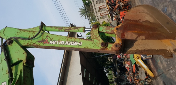 ขาย รถขุด MITSUBISHI รุ่น MXR55- มือสองญี่ปุ่น แทรกเหล็ก สลัก บูทเอวแน่น 100\% ปั้มนิ้ว คอนโทรลสั้น ทำงานไว สวยพร้อมใช้งาน มือถือ 0818753444 ขาย รถขุด MITSUBISHI รุ่น MXR55- มือสองญี่ปุ่น แทรกเหล็ก สลัก บูทเอวแน่น 100\% ปั้มนิ้ว คอนโทรลสั้น ทำงานไว สวยพร้อมใช้งาน มือถือ 0818753444