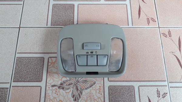 ไฟส่องแผนที่ VOLVO V40 แท้