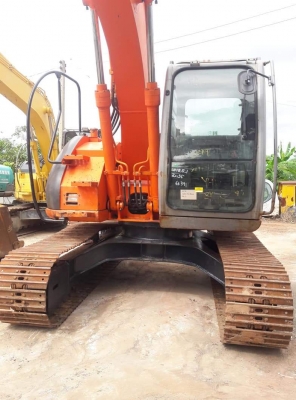 ขายจ้า..HITACHI ZC135US  เก่านอกแท้  เดิมๆๆ  สภาพสวย  8,xxx  ชั่วโมง..พร้อมใช้  โทร 089-3818694  จ๊อย