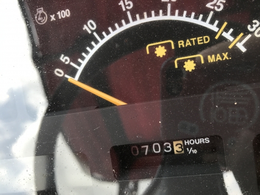 ขายรถไถยันมาร์ EF453TLX ทำงาน 700 ชม. อุปกรณ์ ใบมีดดันดินและผาน6 รถสวยมาก  ราคา 358,000 บาท พร้อมส่งฟรีถึงบ้าน โทรสอบถามได้เลยค่ะ 081-9136451 ขอดูรูปทาง Line:Bow6451  รถสวย สภาพพร้อมใช้งาน  เครื่องดี เกียร์ดี ยางดีทั้ง 4 เส้น ตรวจเชคเรียบร้อยค่ะ เล่มทะเบี