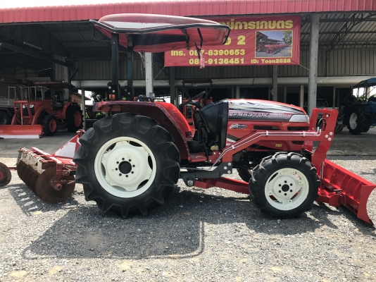 ขายรถไถยันมาร์ EF453TLX ทำงาน 700 ชม. อุปกรณ์ ใบมีดดันดินและผาน6 รถสวยมาก  ราคา 358,000 บาท พร้อมส่งฟรีถึงบ้าน โทรสอบถามได้เลยค่ะ 081-9136451 ขอดูรูปทาง Line:Bow6451  รถสวย สภาพพร้อมใช้งาน  เครื่องดี เกียร์ดี ยางดีทั้ง 4 เส้น ตรวจเชคเรียบร้อยค่ะ เล่มทะเบี