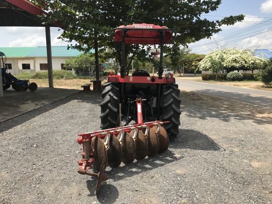 ขายรถไถยันมาร์ EF453TLX ทำงาน 700 ชม. อุปกรณ์ ใบมีดดันดินและผาน6 รถสวยมาก  ราคา 358,000 บาท พร้อมส่งฟรีถึงบ้าน โทรสอบถามได้เลยค่ะ 081-9136451 ขอดูรูปทาง Line:Bow6451  รถสวย สภาพพร้อมใช้งาน  เครื่องดี เกียร์ดี ยางดีทั้ง 4 เส้น ตรวจเชคเรียบร้อยค่ะ เล่มทะเบี